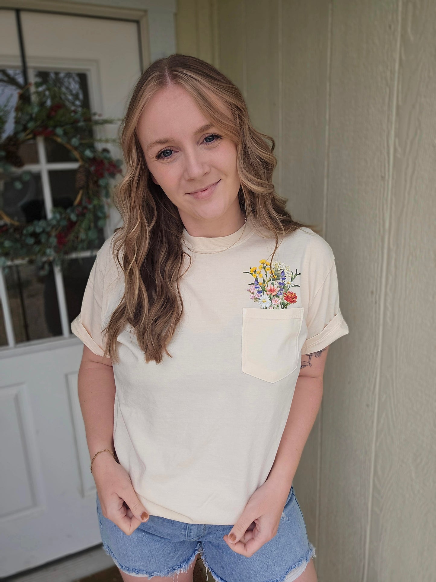 WILDFLOWER Pocket Ivory Vintage Wash Tee