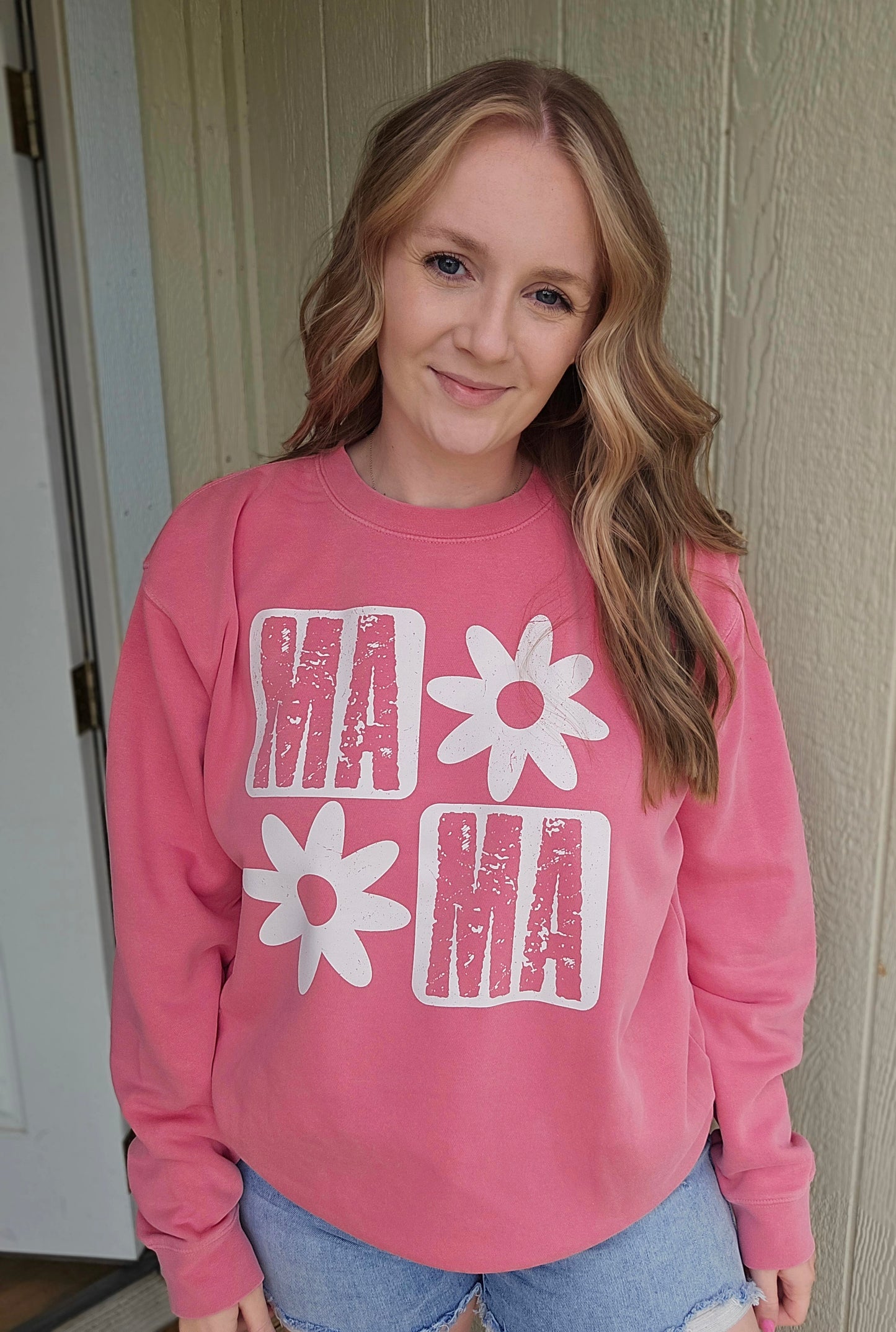 MAMA DAISY Pink Vintage Wash Crewneck