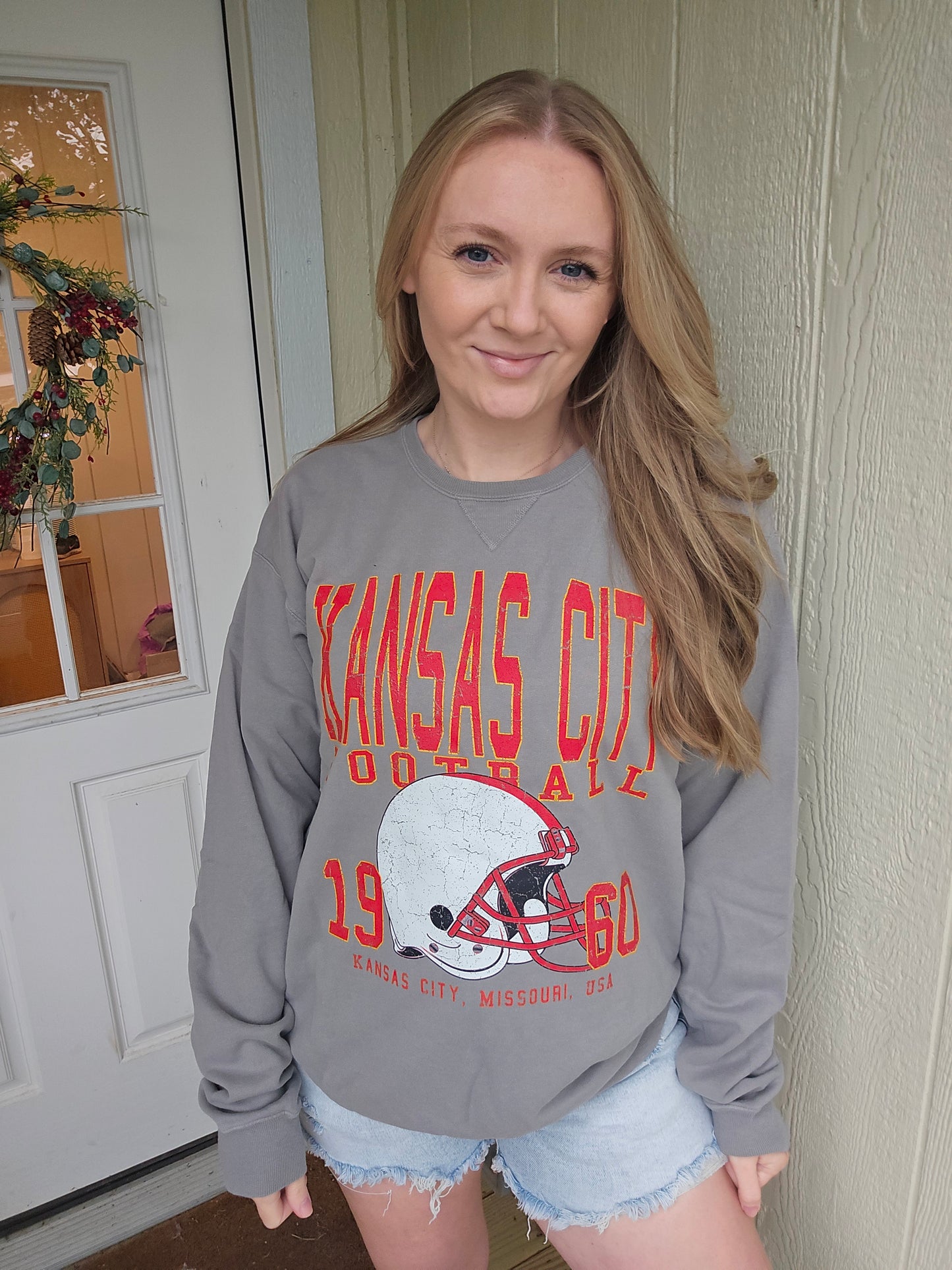 KC 1960 HELMET Grey Vintage Wash Crewneck