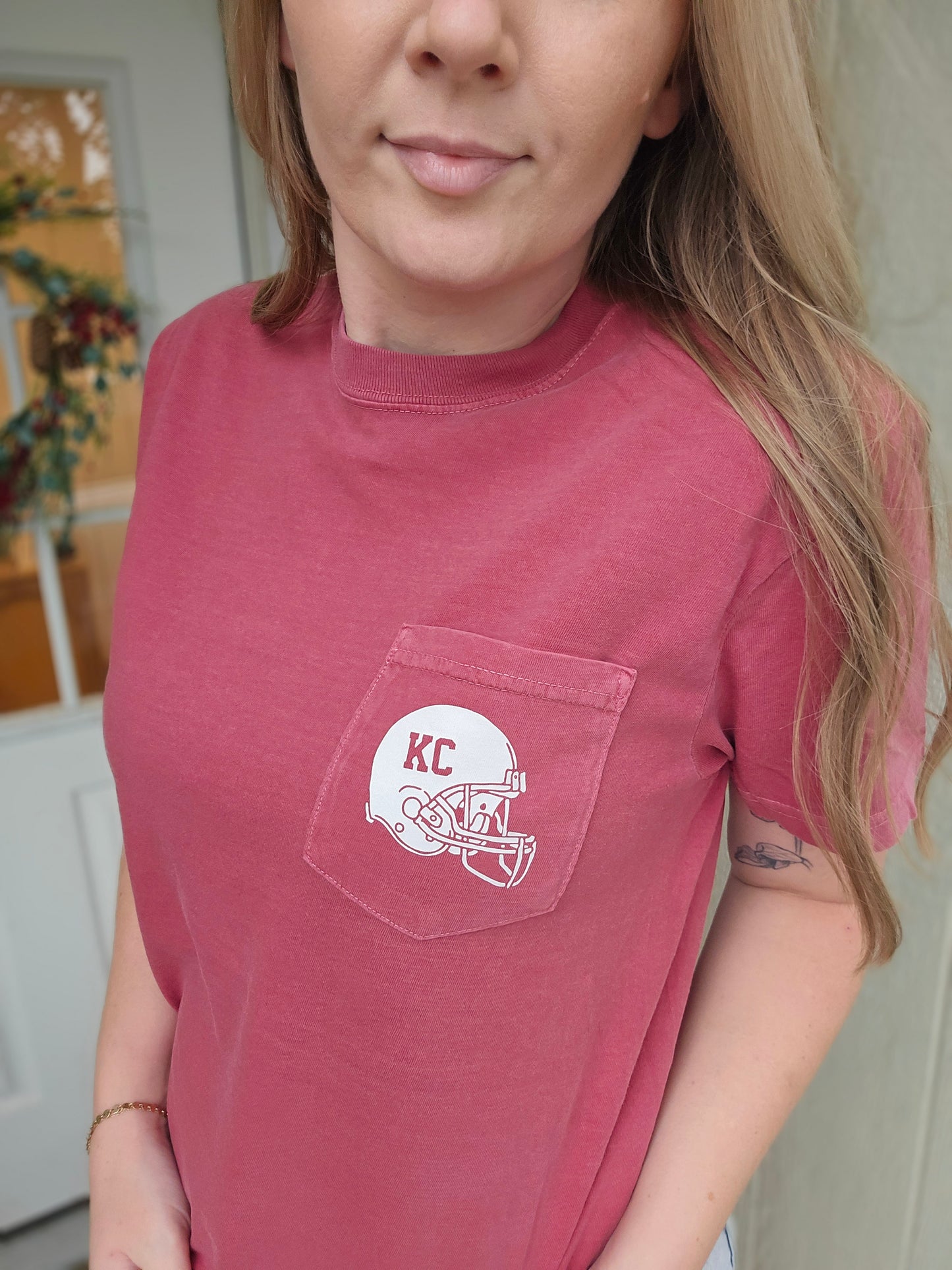 ON GAMEDAYS WE ROOT FOR KC Red Pocket Vintage Tee