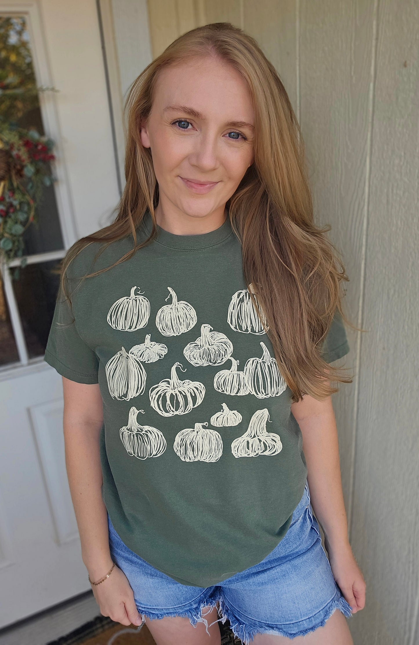 SIMPLE PUMPKIN Olive Green Vintage Wash Tee