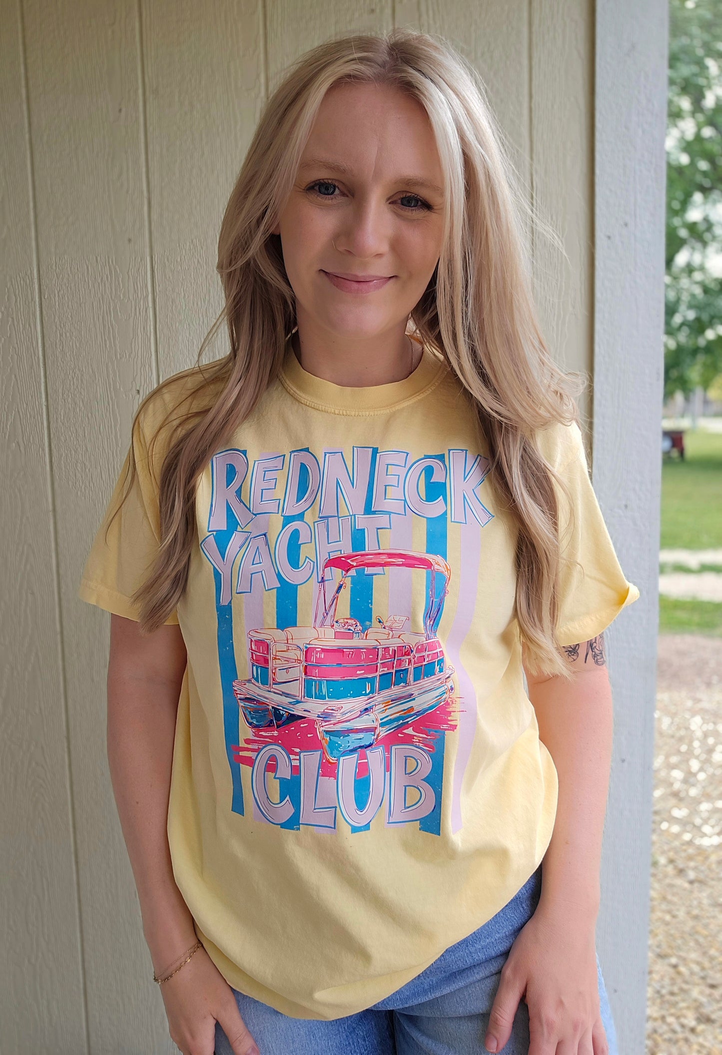 REDNECK YACHT CLUB Butter Yellow Vintage Wash Tee