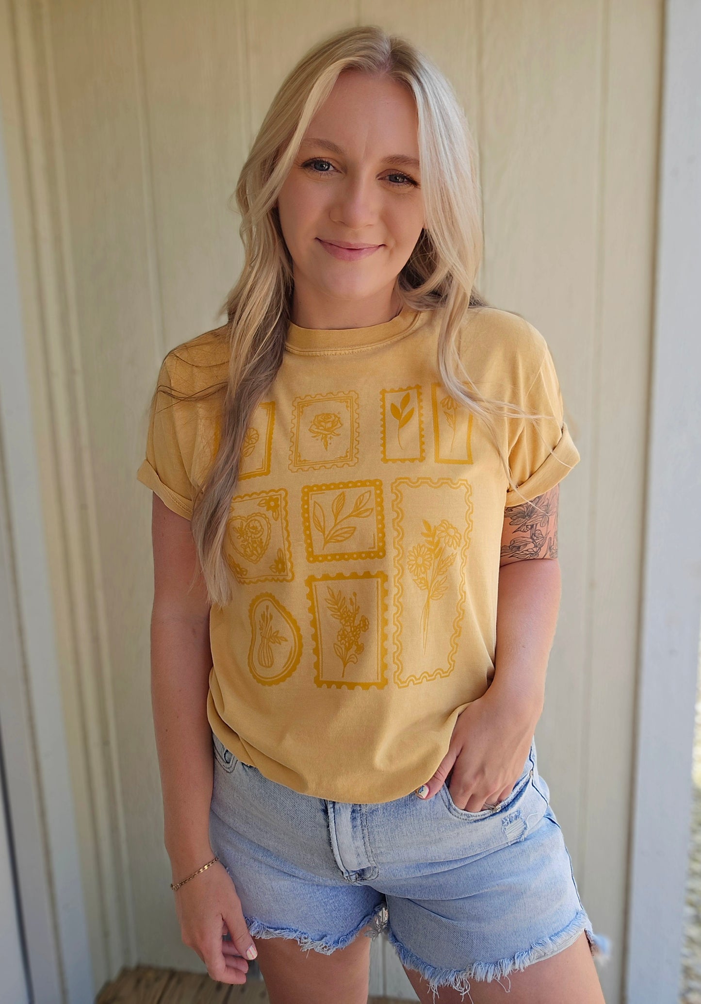 BOHO FLOWER STAMPS Mustard Vintage Wash Tee