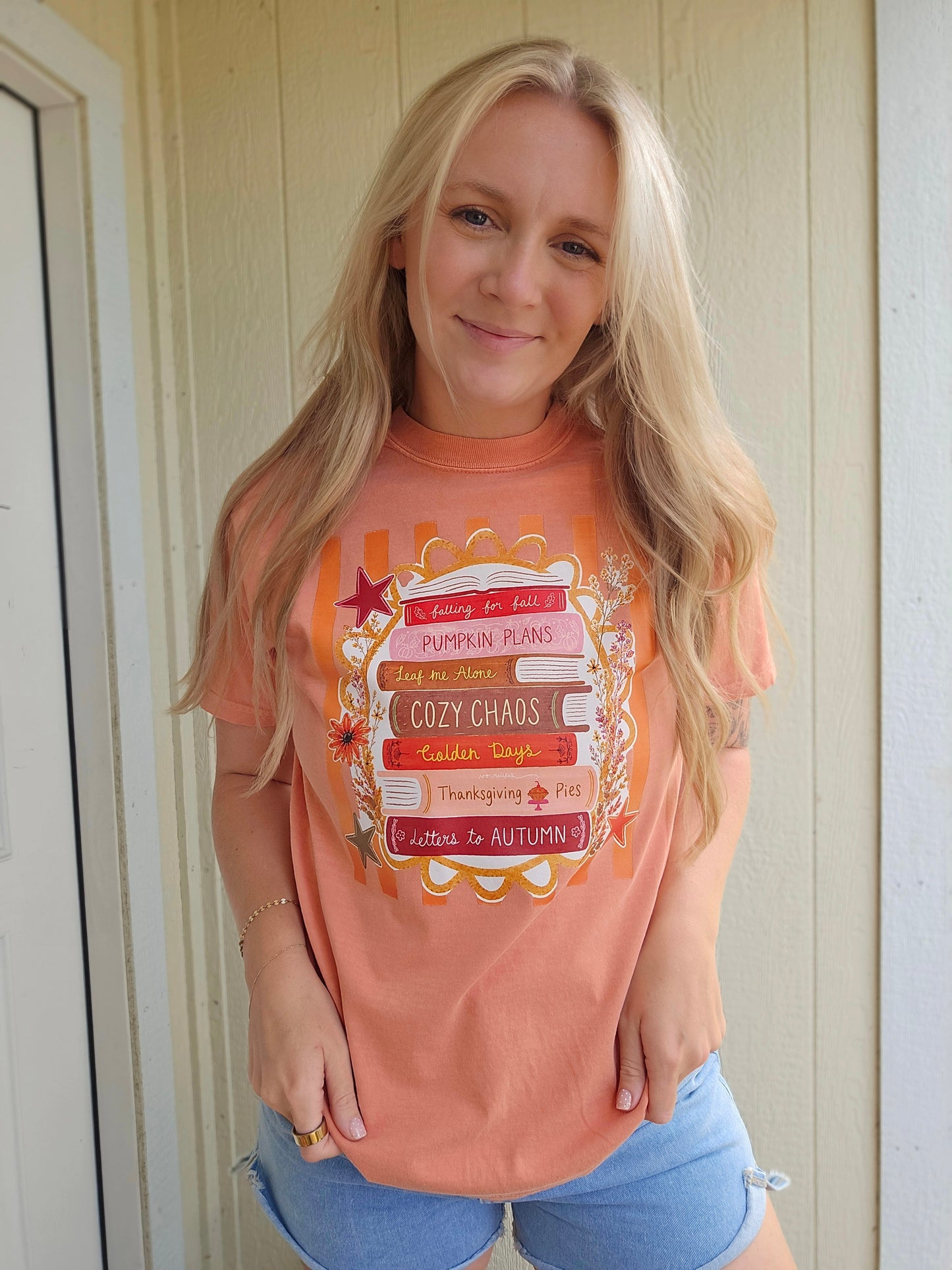 FALL BOOK STACK Terracotta Vintage Wash Tee