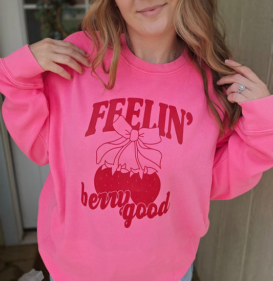 FEELING BERRY GOOD Neon Pink Vintage Wash Crewneck