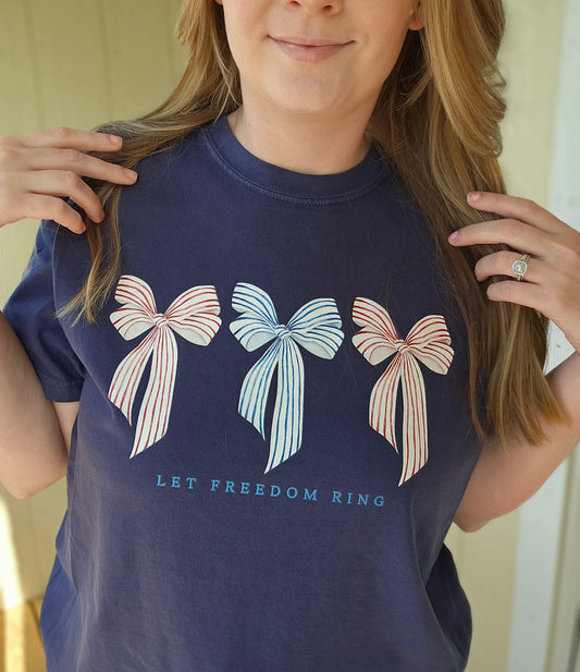 LET FREEDOM RING Bow Navy Vintage Wash Tee