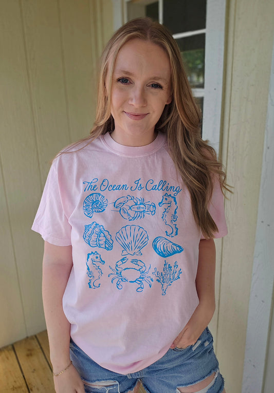 THE OCEAN IS CALLING Pink Vintage Wash Tee