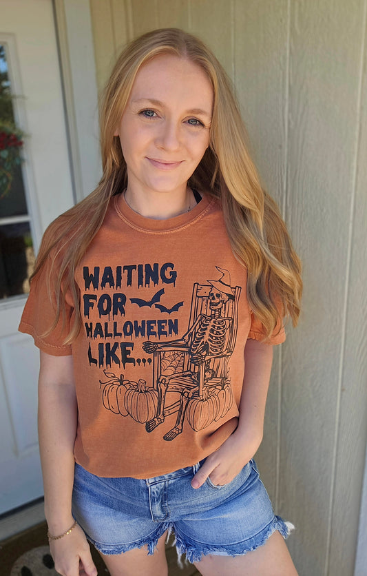 WAITING FOR HALLOWEEN Rust Vintage Wash Tee