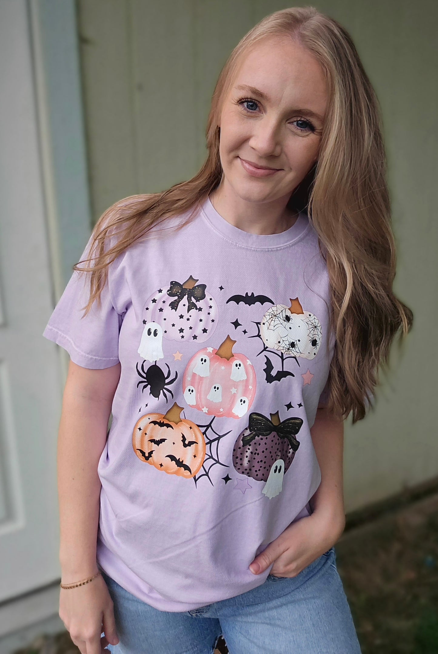 PREPPY PUMPKIN COLLAGE Lavender Vintage Wash Tee