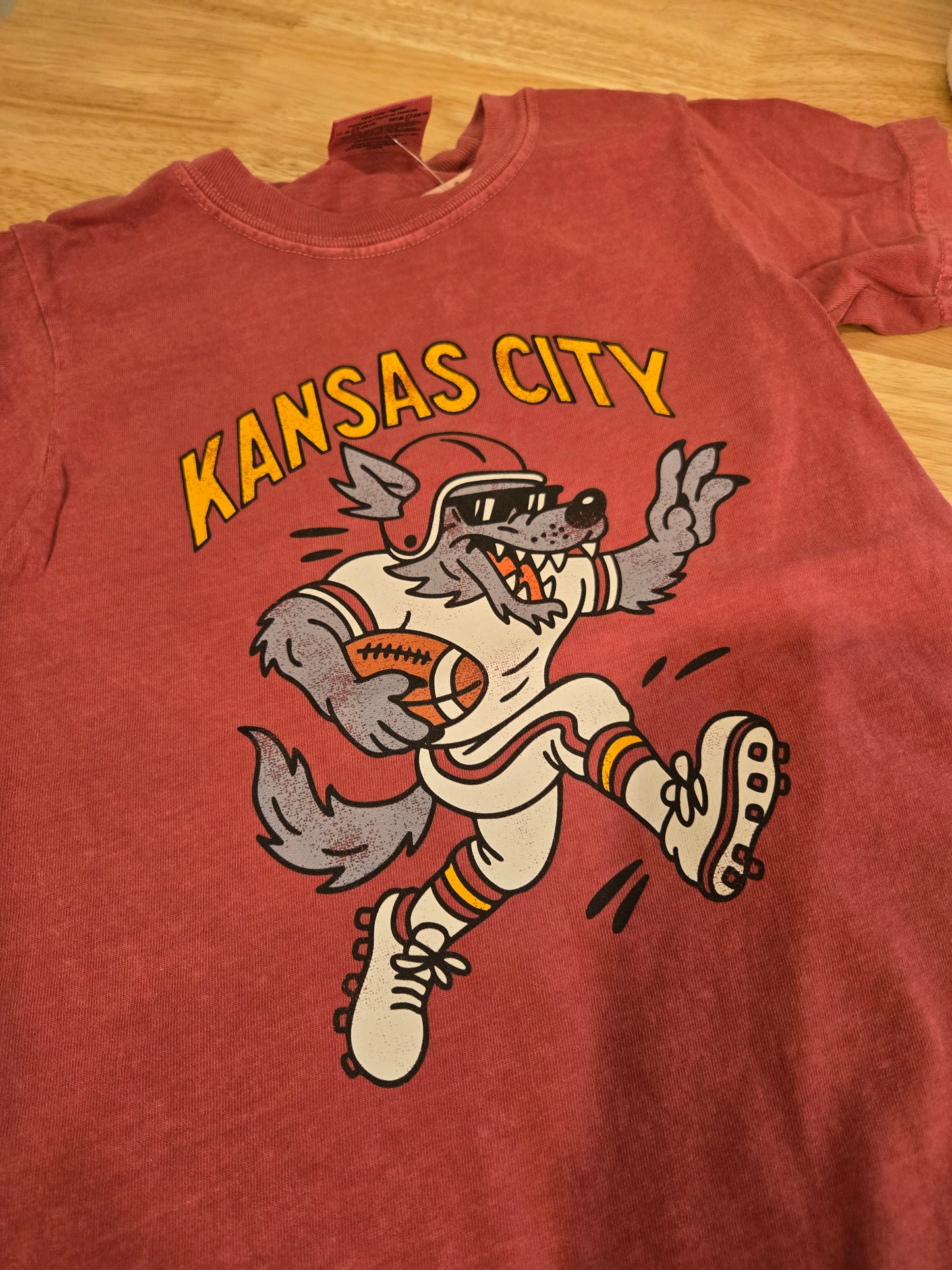 KANSAS CITY Wolf Red Vintage Short Sleeve Tee (YOUTH)