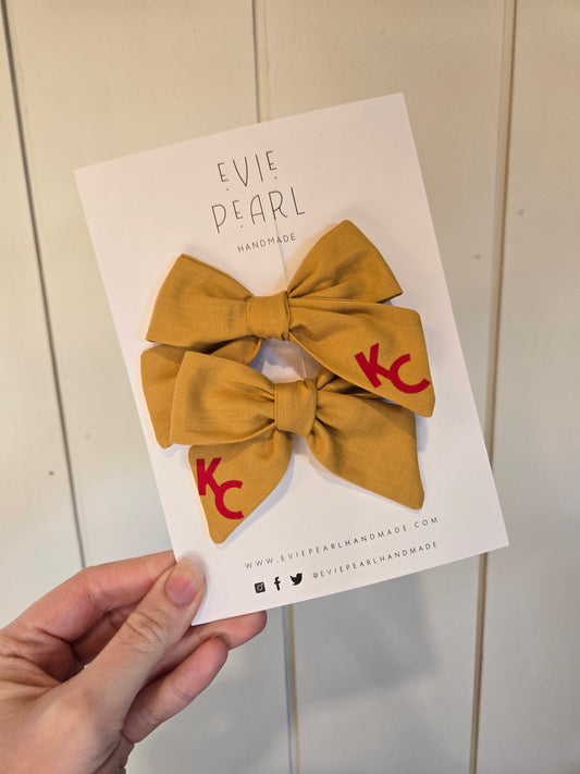 KC MUSTARD Medium Pigtail Bow Clip Set