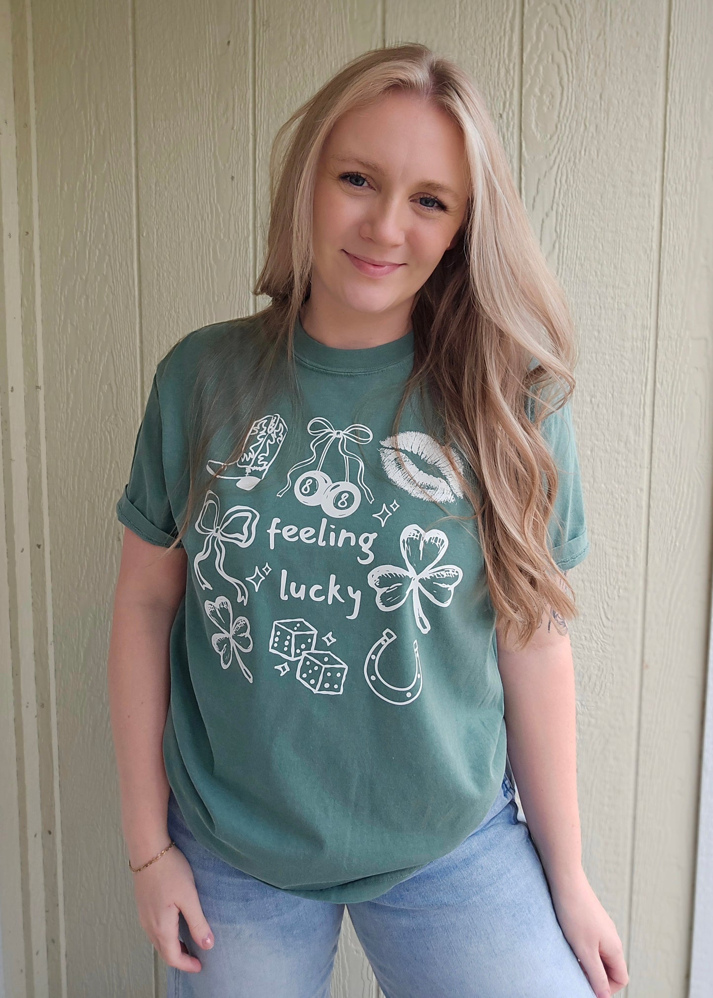 FEELING LUCKY Doodle Green Vintage Wash Tee