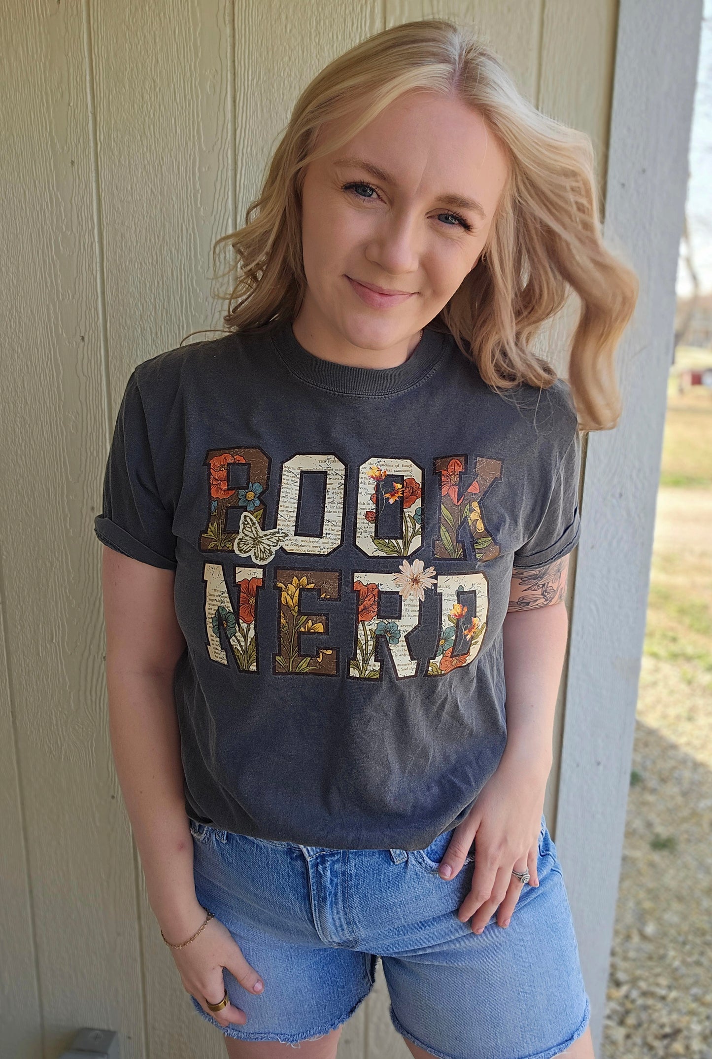 BOOK NERD Floral Charcoal Vintage Wash Tee