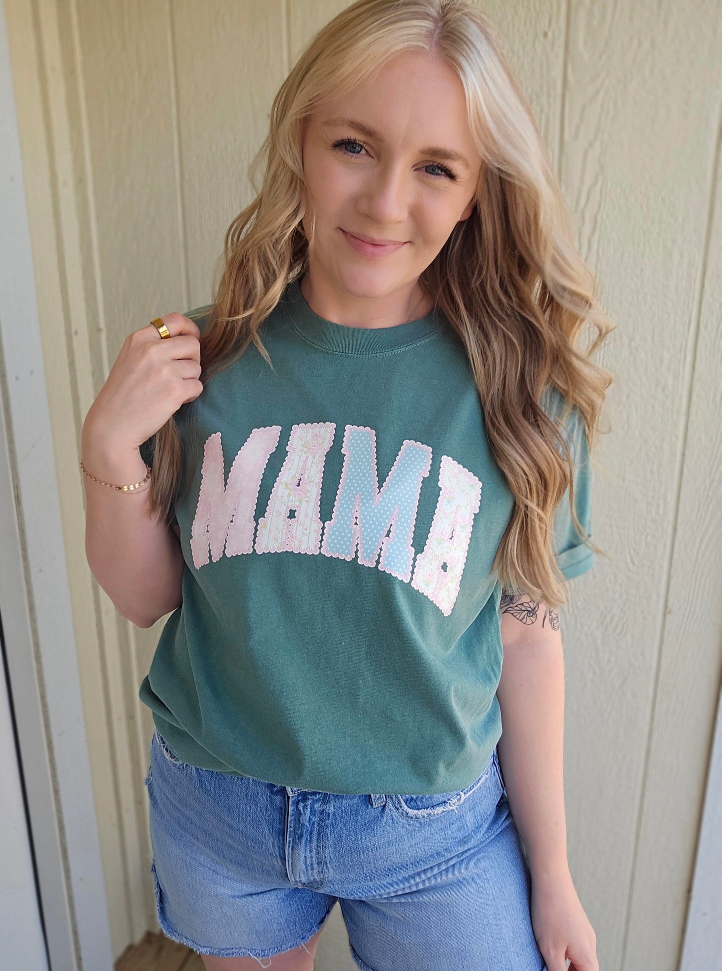 MAMA Vintage Lace Seafoam Vintage Wash Tee