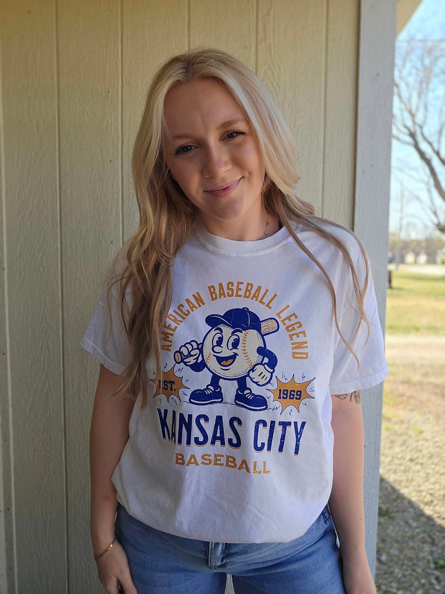 KC BASEBALL Retro White Vintage Wash Tee