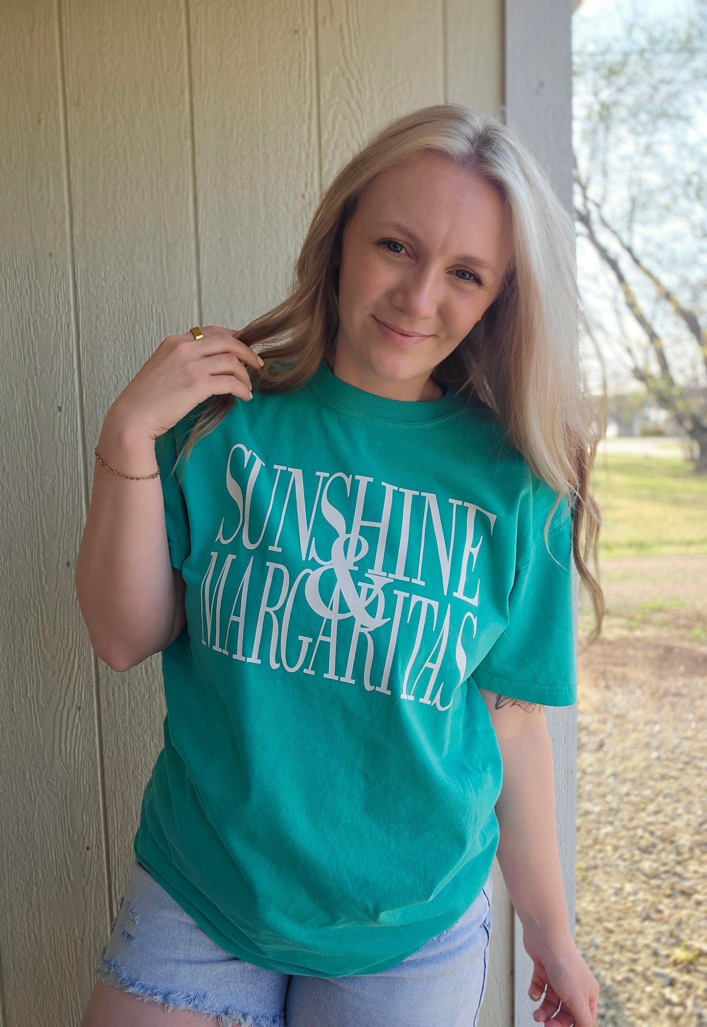 SUNSHINE & MARGARITAS Island Green Vintage Wash Tee