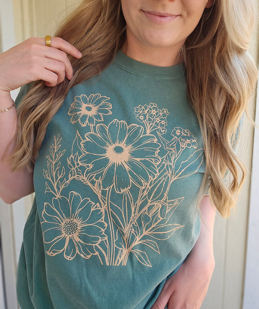 BOHO FLORAL BOUQUET Light Green Vintage Wash Tee