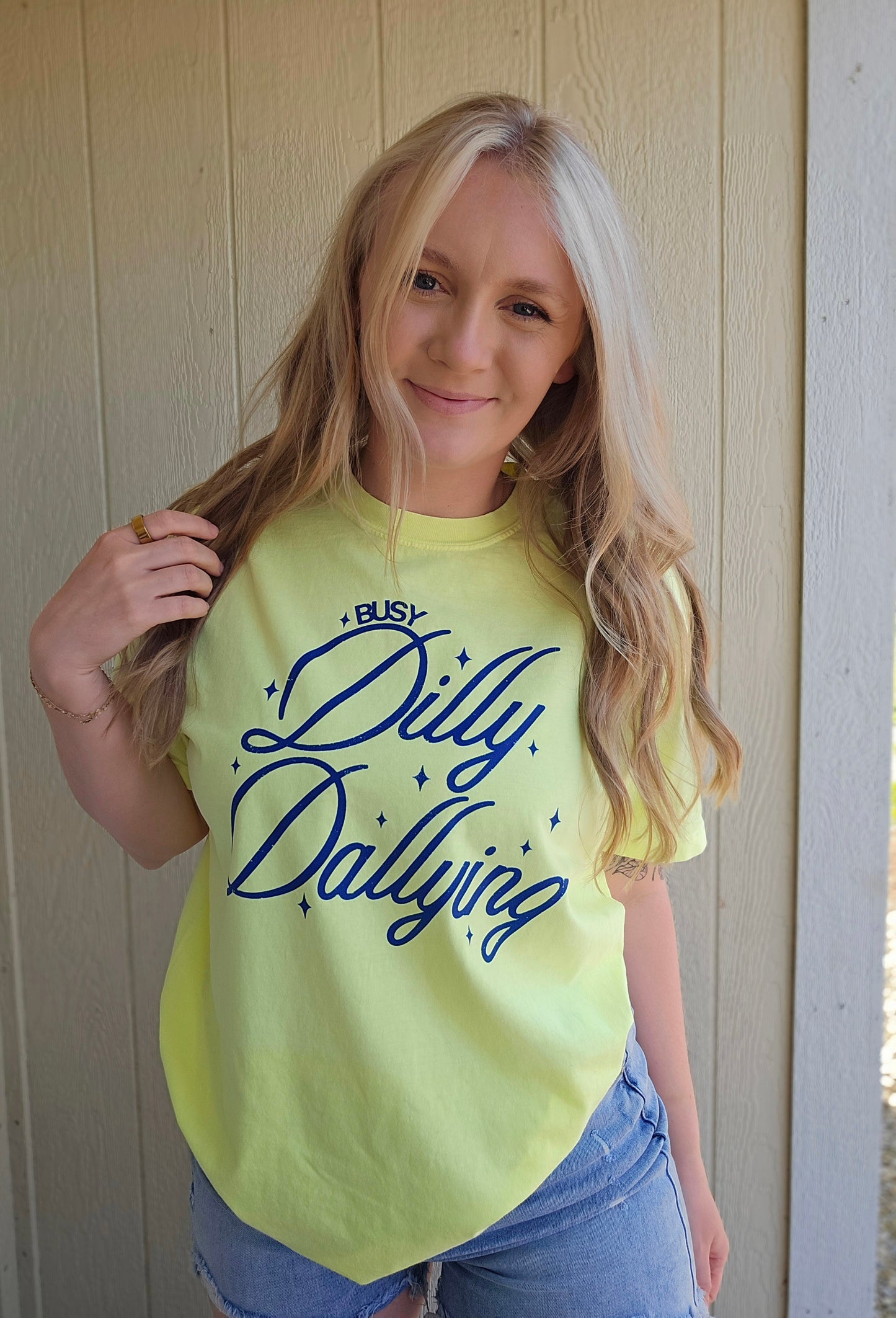 BUSY DILLY DALLYING Neon Lemon Vintage Wash Tee