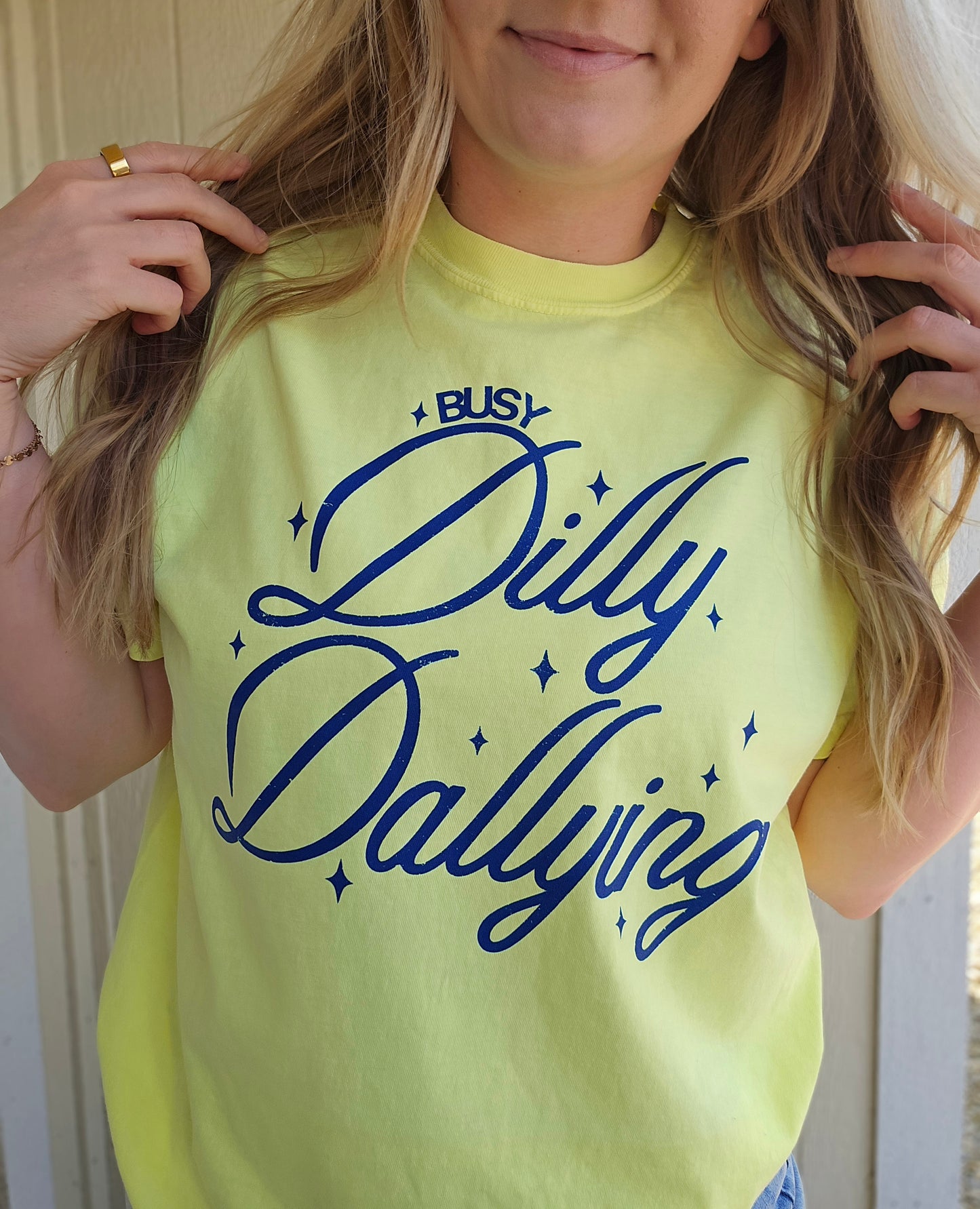 BUSY DILLY DALLYING Neon Lemon Vintage Wash Tee