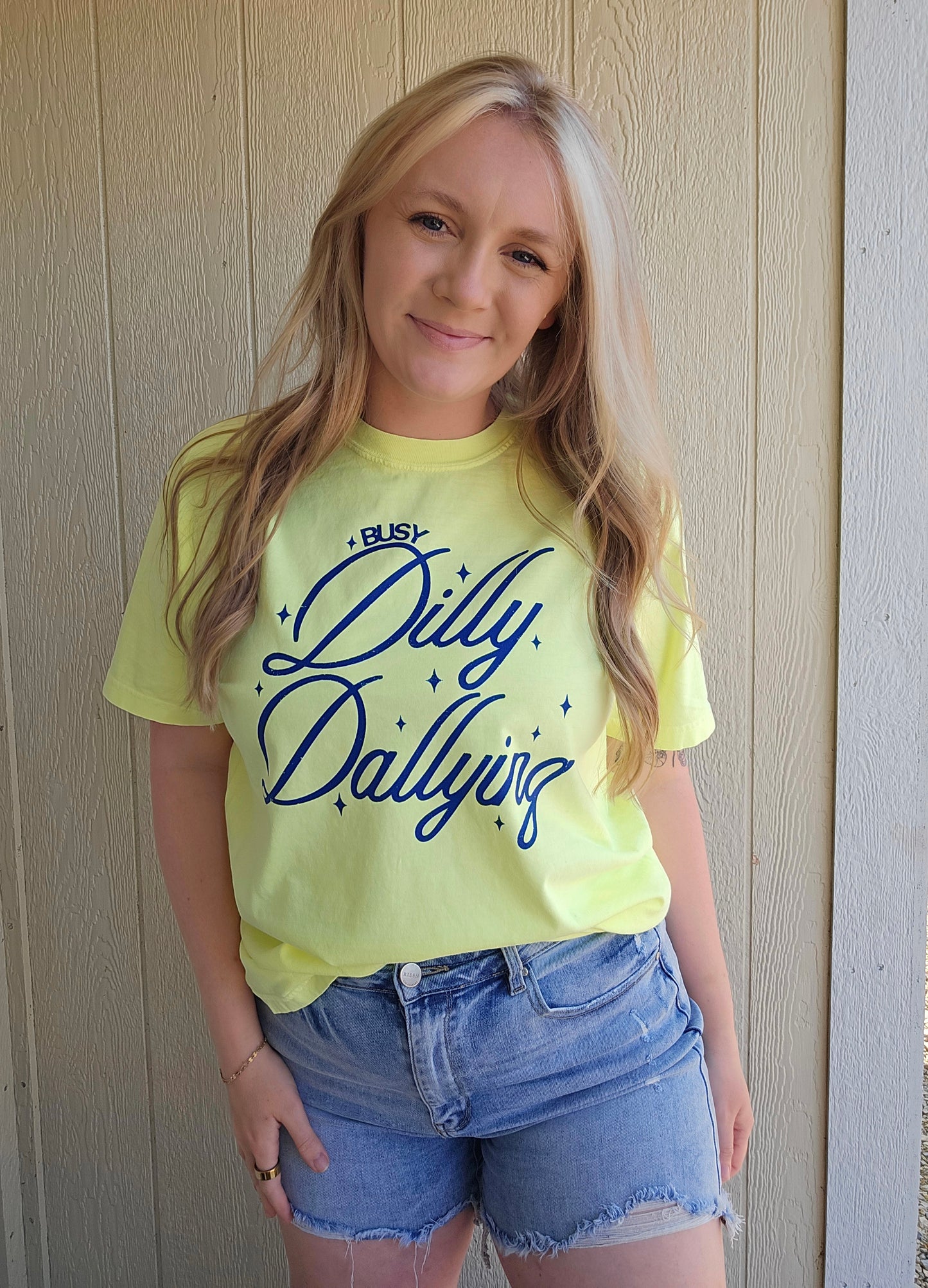 BUSY DILLY DALLYING Neon Lemon Vintage Wash Tee