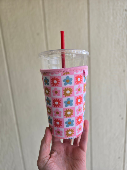 CHECKERED FLOWER Multicolor Iced Coffee Sleeve