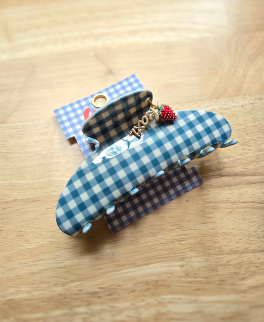 BLUE GINGHAM Strawberry Charm Claw (Large)