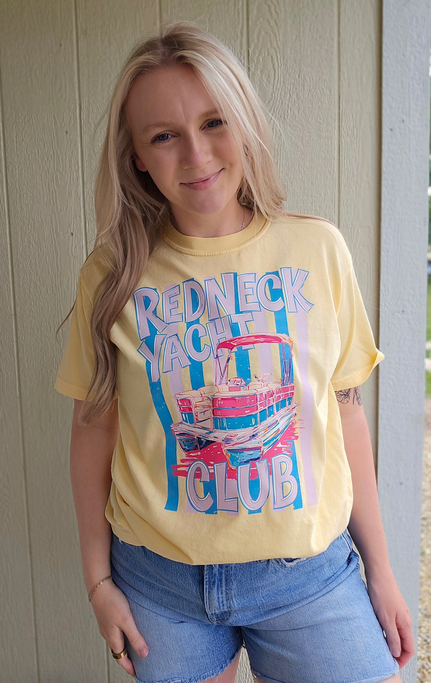 REDNECK YACHT CLUB Butter Yellow Vintage Wash Tee