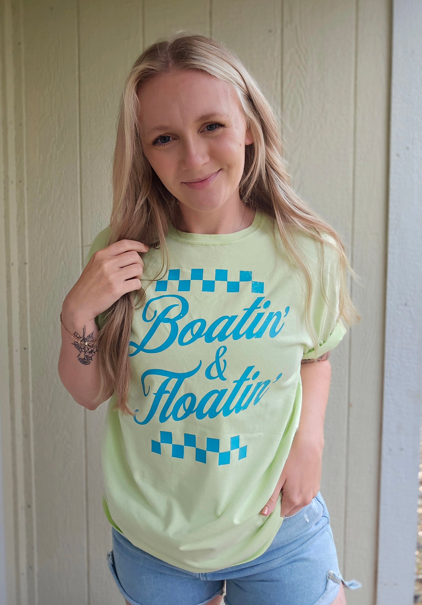 BOATIN' & FLOATIN' Key Lime Vintage Wash Tee