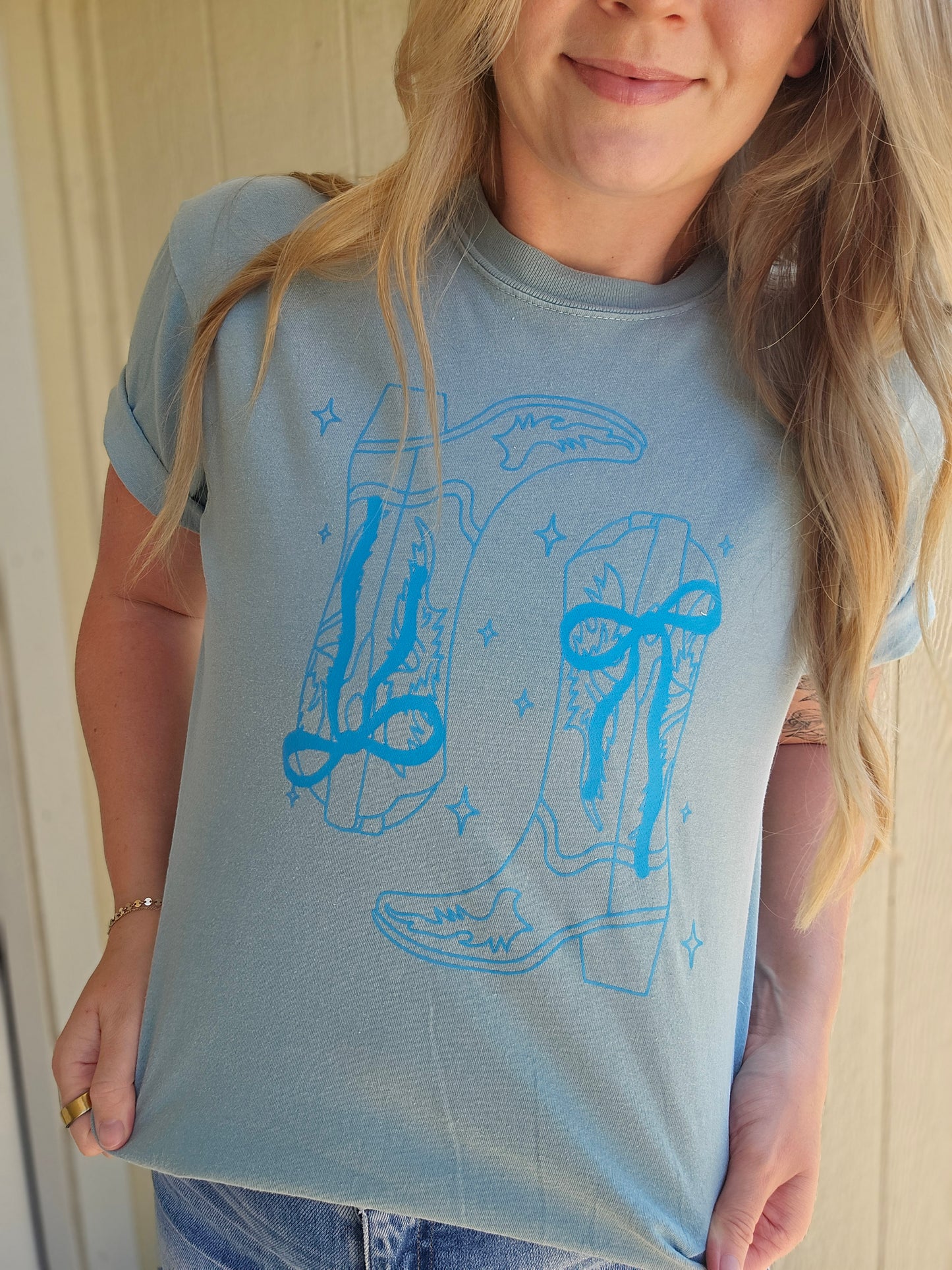 BOOT SCOOTIN' Tone on Tone Blue Vintage Wash Tee