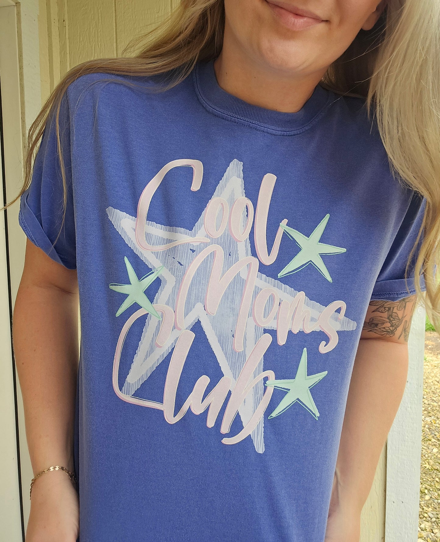 COOL MOMS CLUB Star Periwinkle Vintage Wash Tee