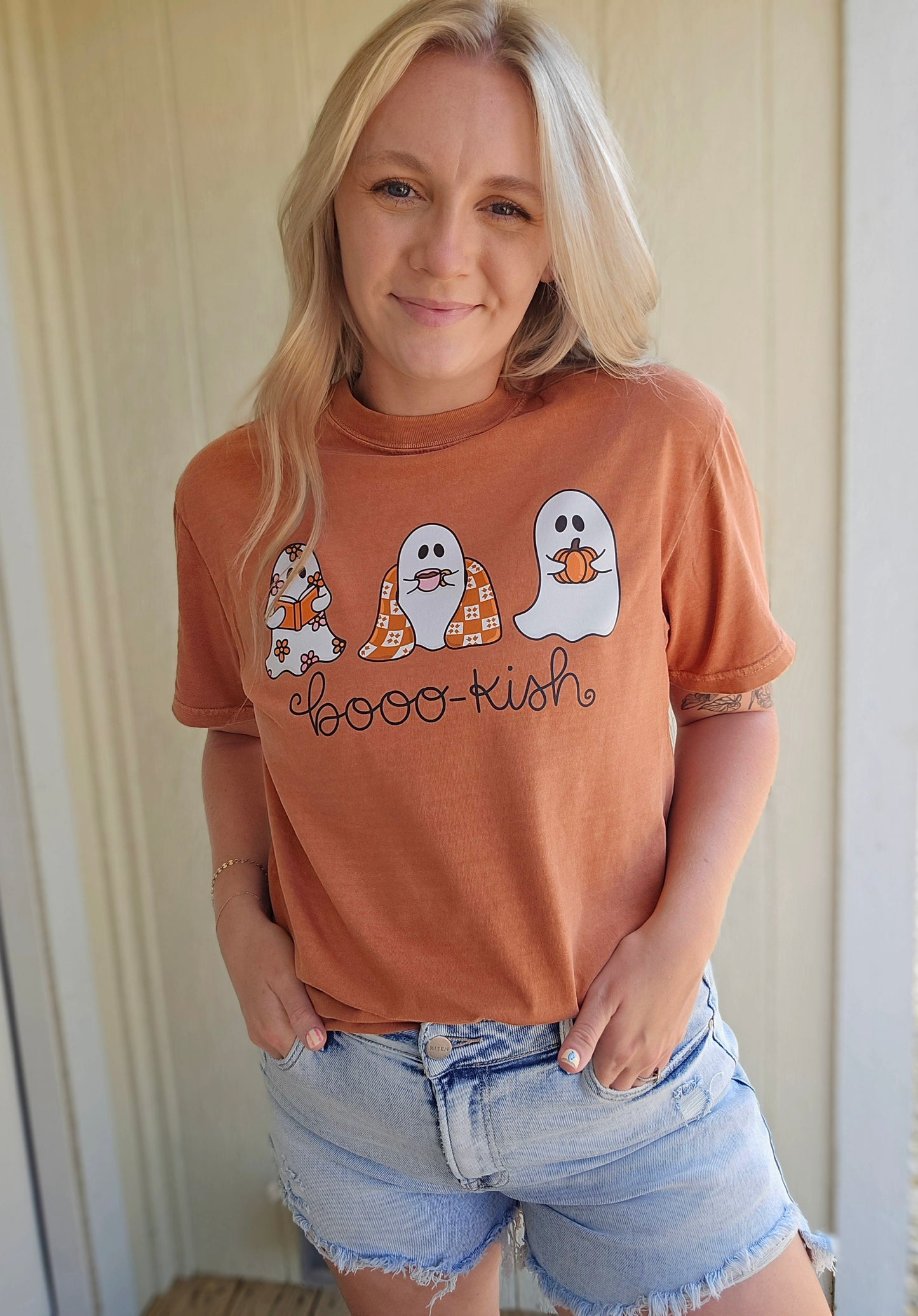 BOOO-KISH GHOST Rust Vintage Wash Tee