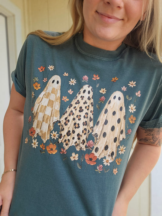 BOHO FLOWER GHOST TRIO Evergreen Vintage Wash Tee