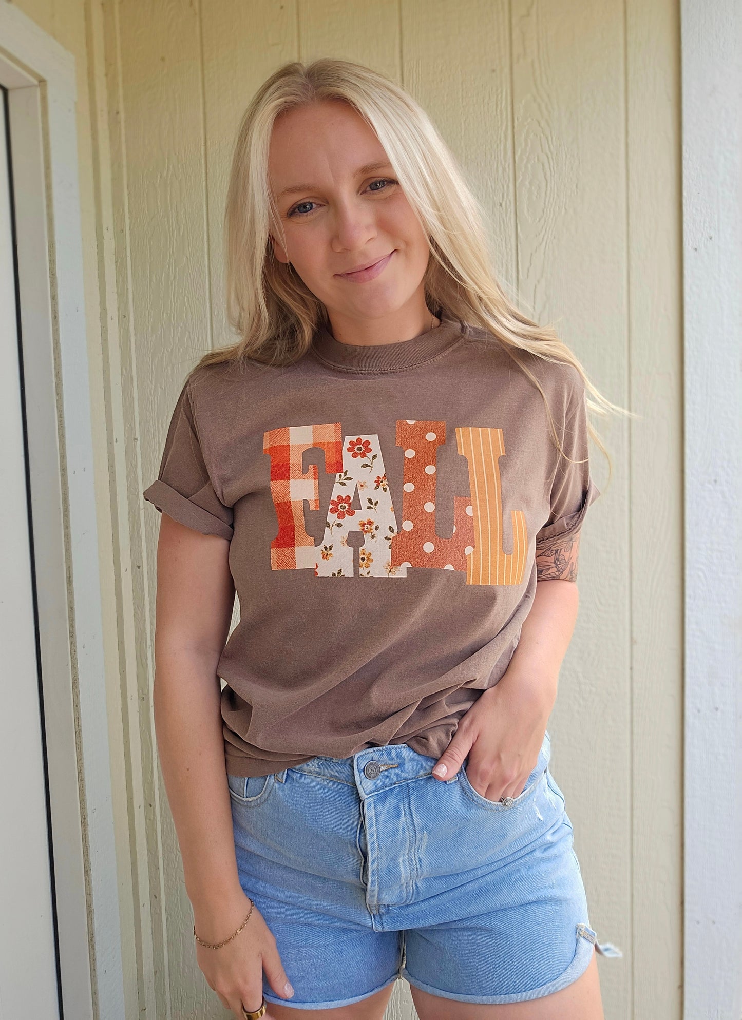 BOLD FALL Pattern Espresso Vintage Wash Tee