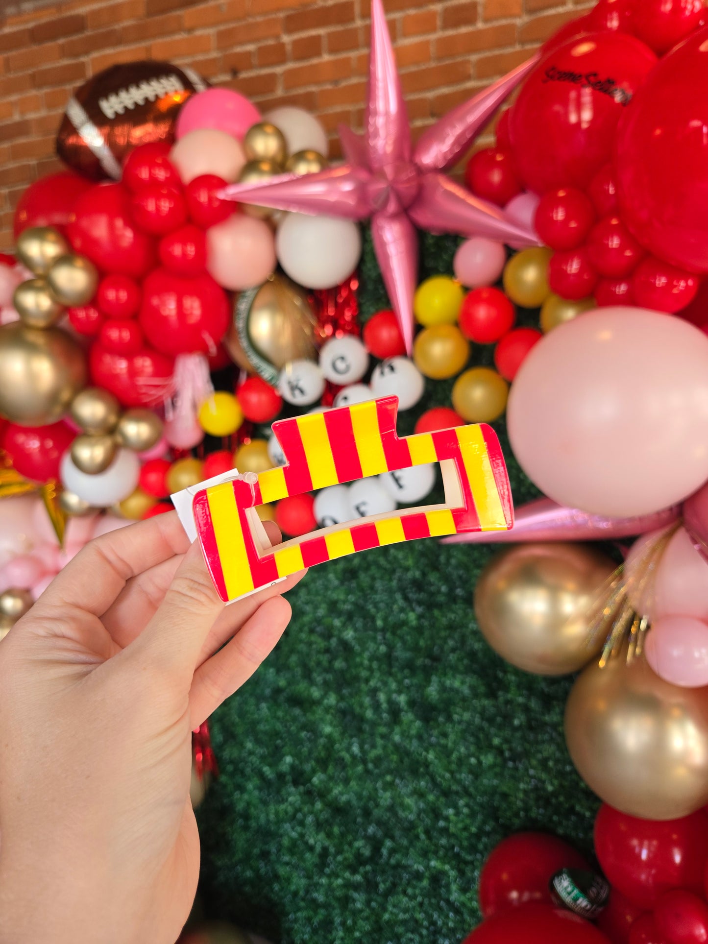RED/YELLOW KC Striped Claw Clip