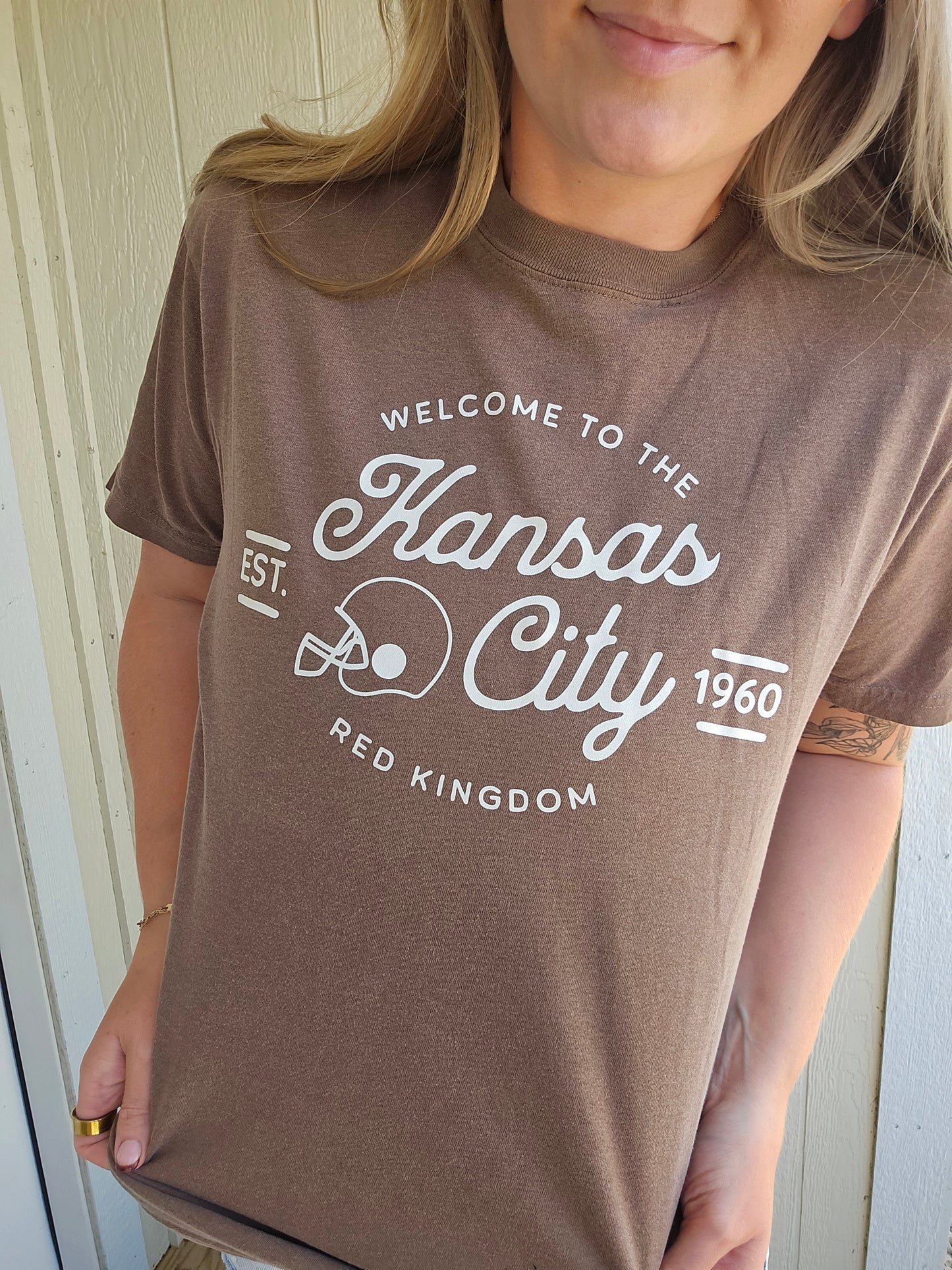KC KINGDOM Retro Espresso Vintage Wash Tee