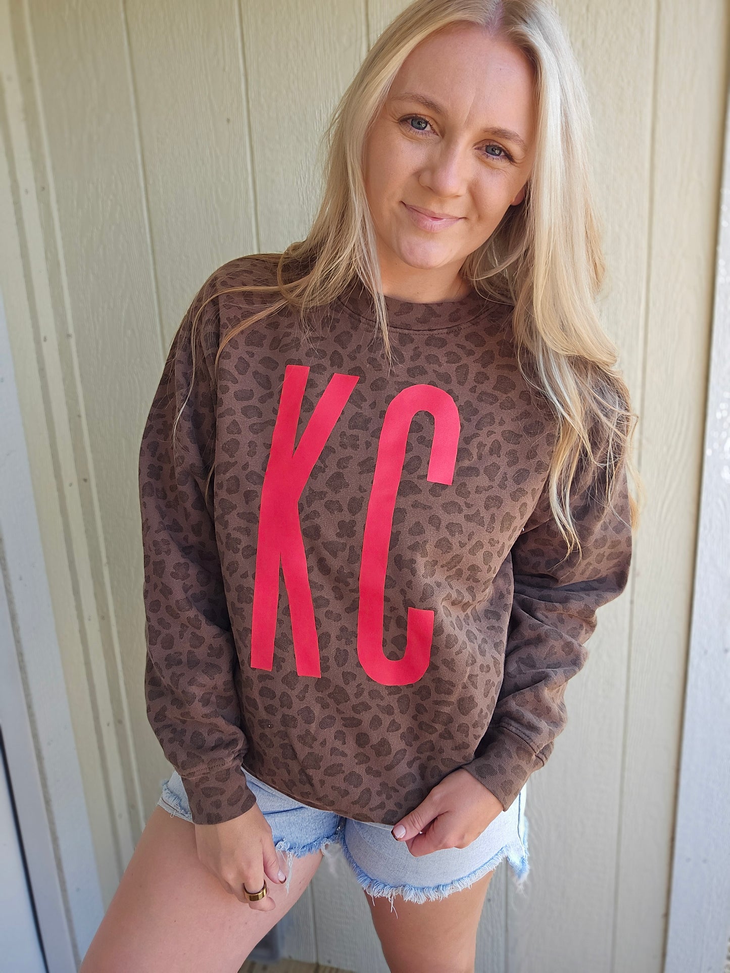 KC TALL Vintage Leopard Crewneck Sweatshirt