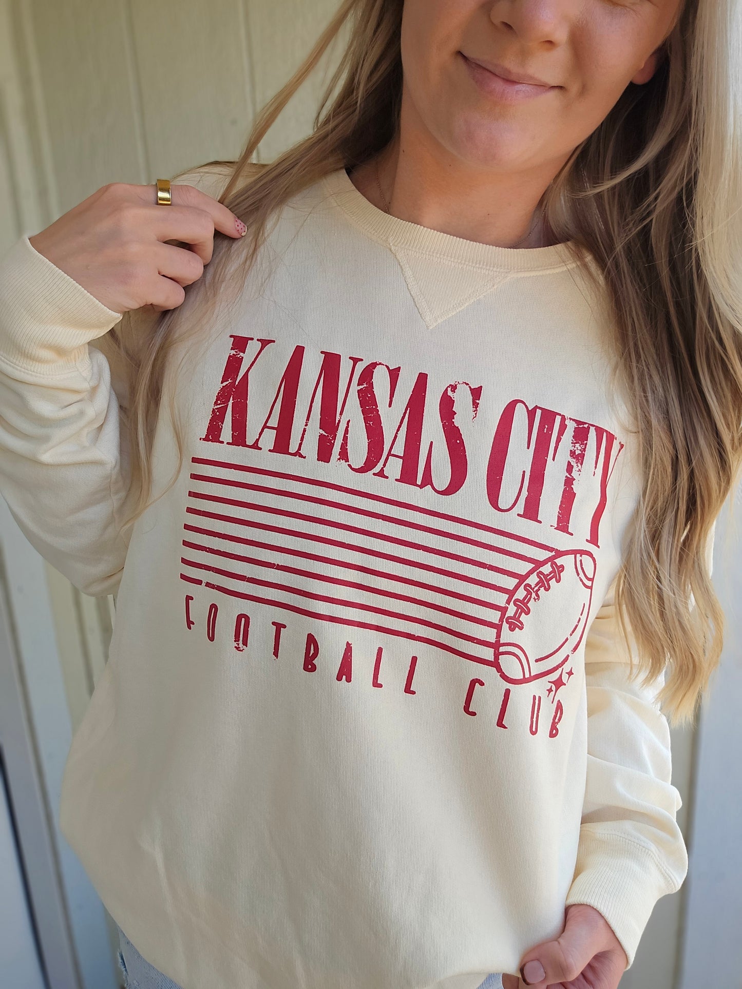 KC FOOTBALL CLUB Ivory Vintage Wash Crewneck