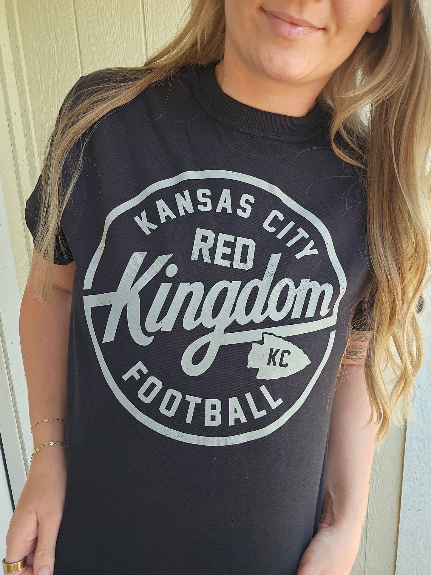 KC KINGDOM Circle Black Vintage Tee