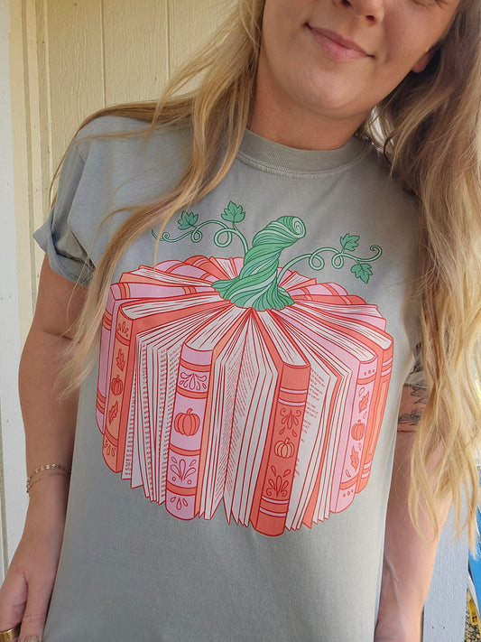 BOOK PUMPKIN Sage Vintage Wash Tee