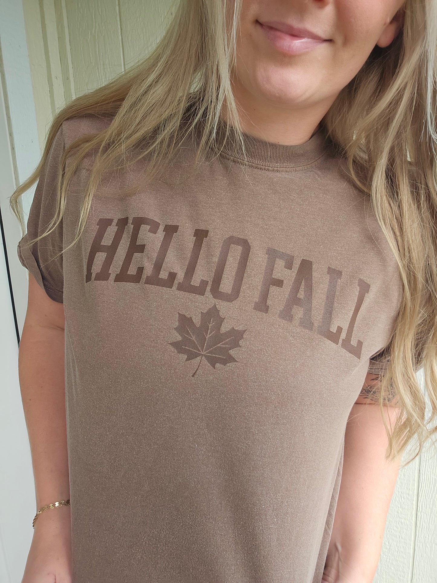 HELLO FALL Tone-on-Tone Espresso Vintage Wash Tee